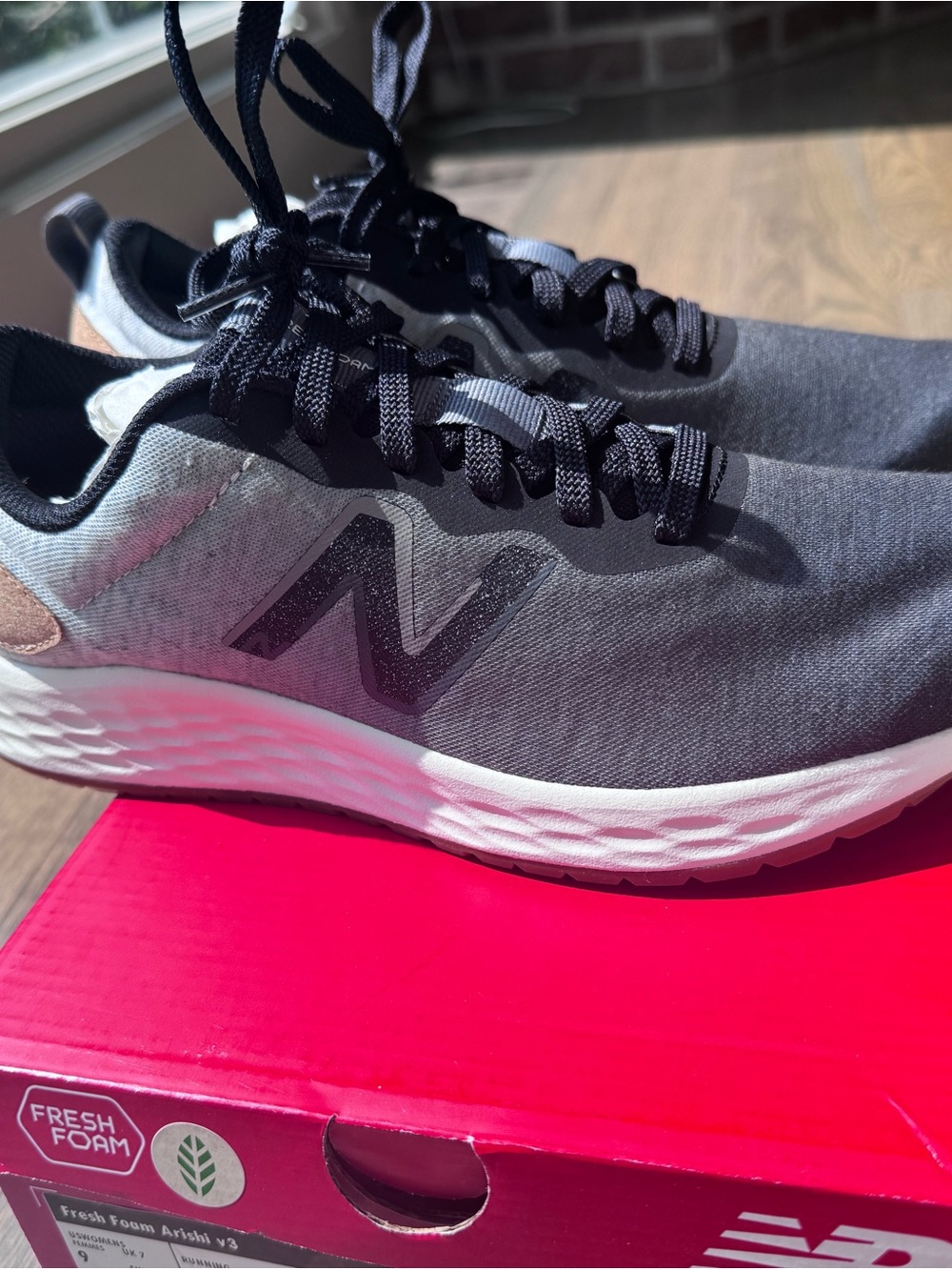 New Balance Gray and Black Women's Running Sneakers - NWT